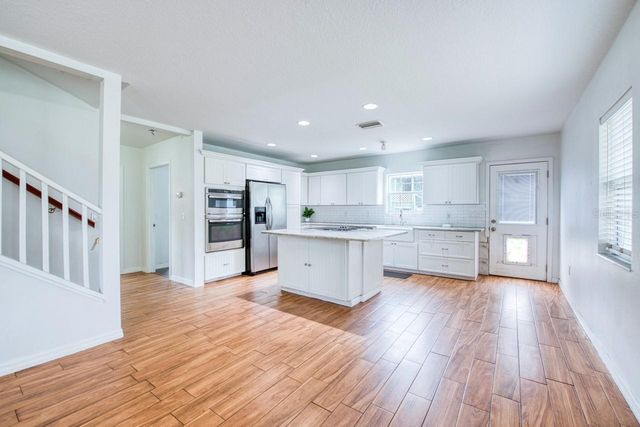 17321 SIMMONS ROAD, Lutz, FL 33548