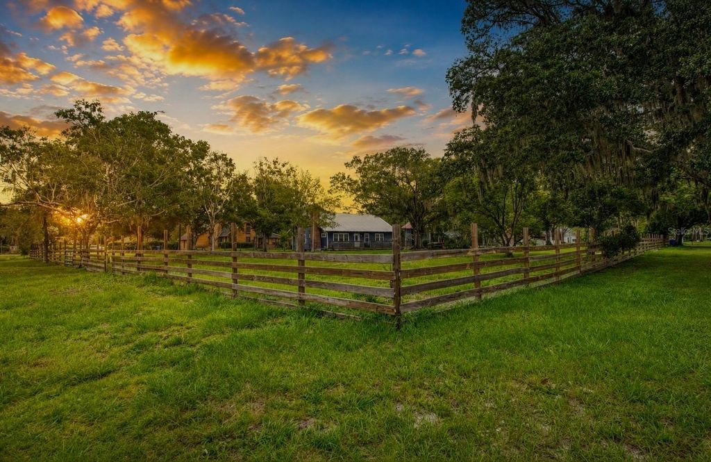 17321 SIMMONS ROAD, Lutz, FL 33548