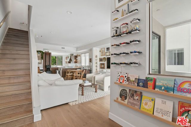 4218 Gentry Avenue, Studio City (los Angeles), CA 91604