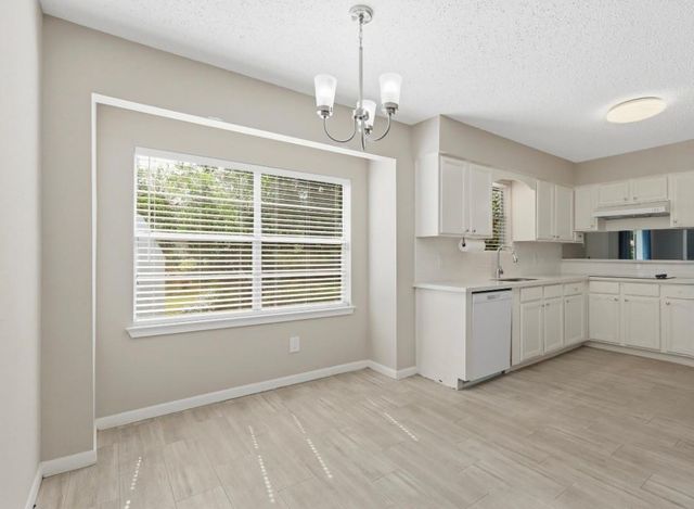 426 Eastwood Drive, New Caney, TX 77357