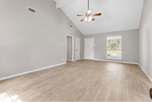 426 Eastwood Drive, New Caney, TX 77357