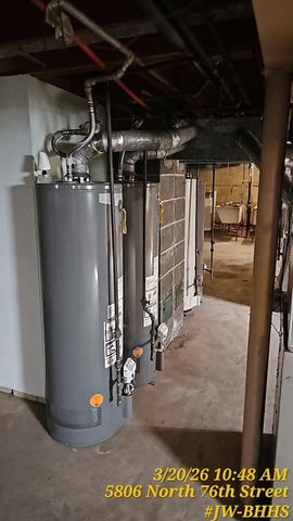 5806 N 76th STREET, Milwaukee, WI 53218