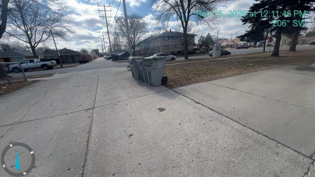 5806 N 76th STREET, Milwaukee, WI 53218