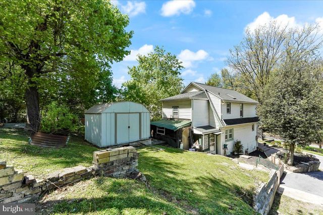 38-40 NEWLINVILLE RD, Coatesville, PA 19320