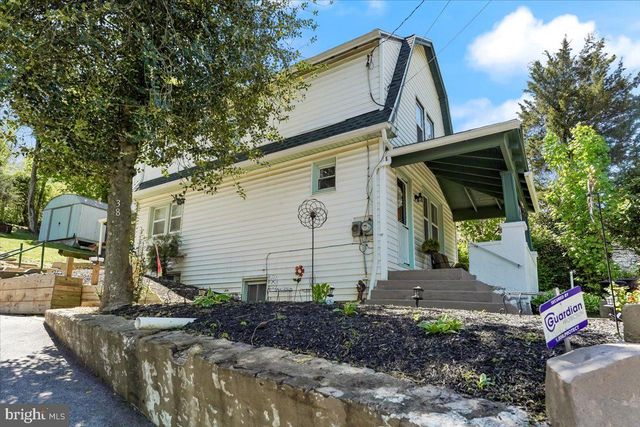 38-40 NEWLINVILLE RD, Coatesville, PA 19320