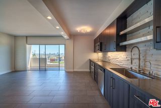 1131 Alta Loma Road 207, West Hollywood, CA 90069