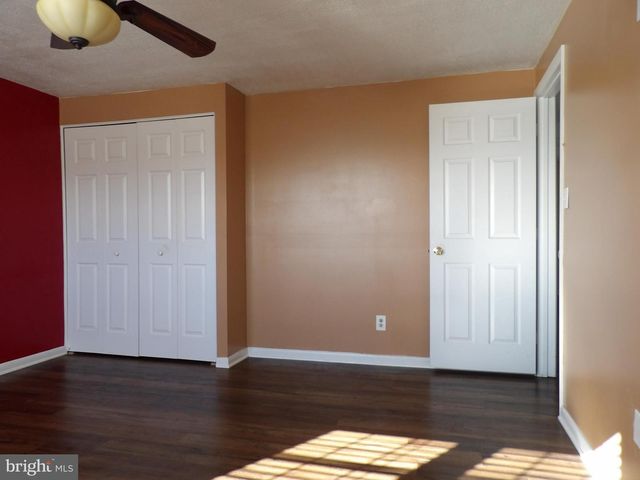 901 GROVEHILL RD, Baltimore, MD 21227