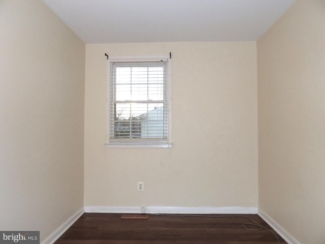 901 GROVEHILL RD, Baltimore, MD 21227