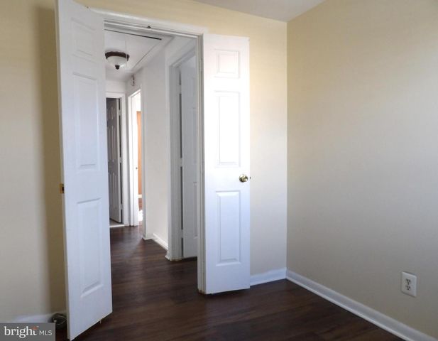 901 GROVEHILL RD, Baltimore, MD 21227