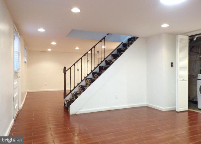 901 GROVEHILL RD, Baltimore, MD 21227