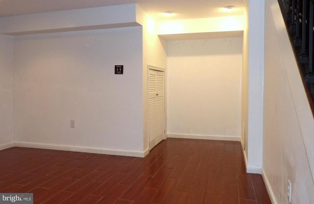 901 GROVEHILL RD, Baltimore, MD 21227