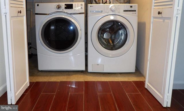 901 GROVEHILL RD, Baltimore, MD 21227