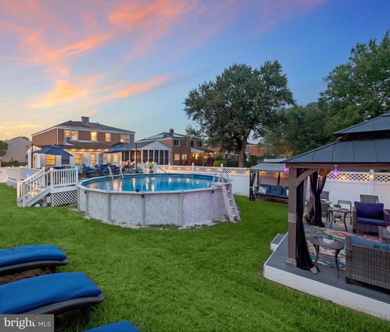 901 GROVEHILL RD, Baltimore, MD 21227