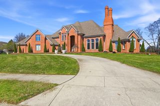 10479 Bishop Circle, Carmel, IN 46032
