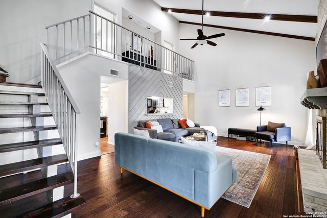 4511 Black Walnut Woods, San Antonio, TX 78249