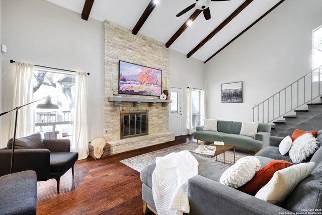 4511 Black Walnut Woods, San Antonio, TX 78249