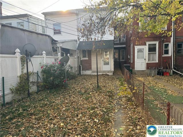 733 North 11th Street 2, Allentown City, PA 18102