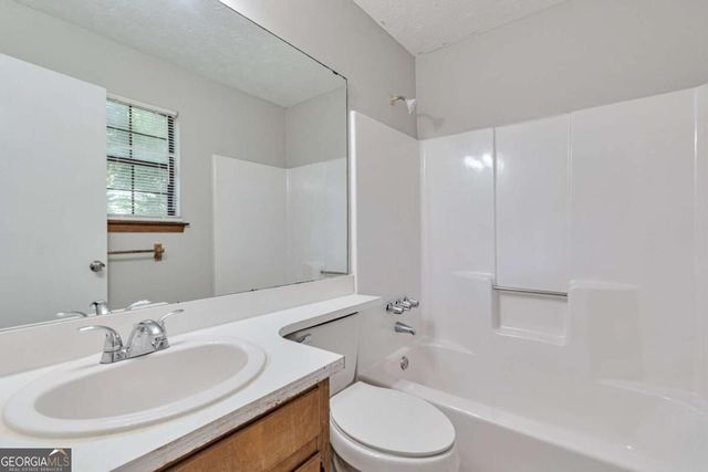 5322 Scarbrough Round, Stone Mountain, GA 30088
