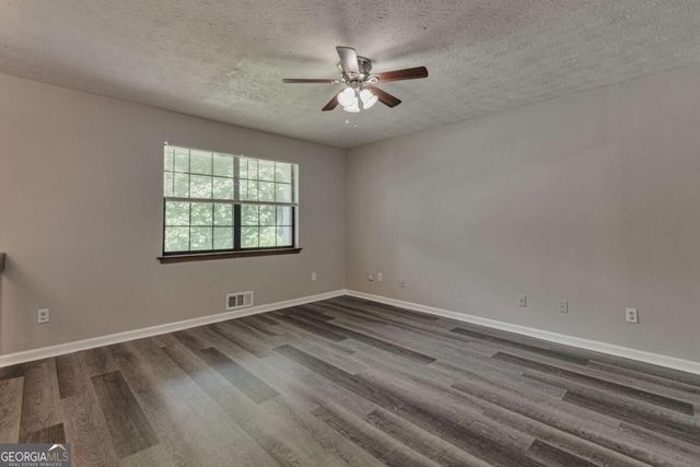 5322 Scarbrough Round, Stone Mountain, GA 30088
