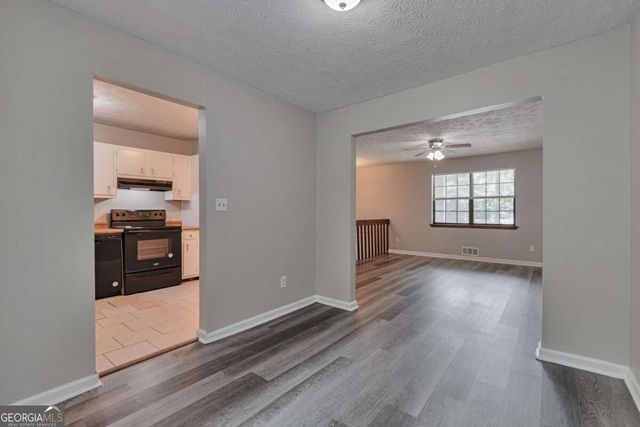 5322 Scarbrough Round, Stone Mountain, GA 30088