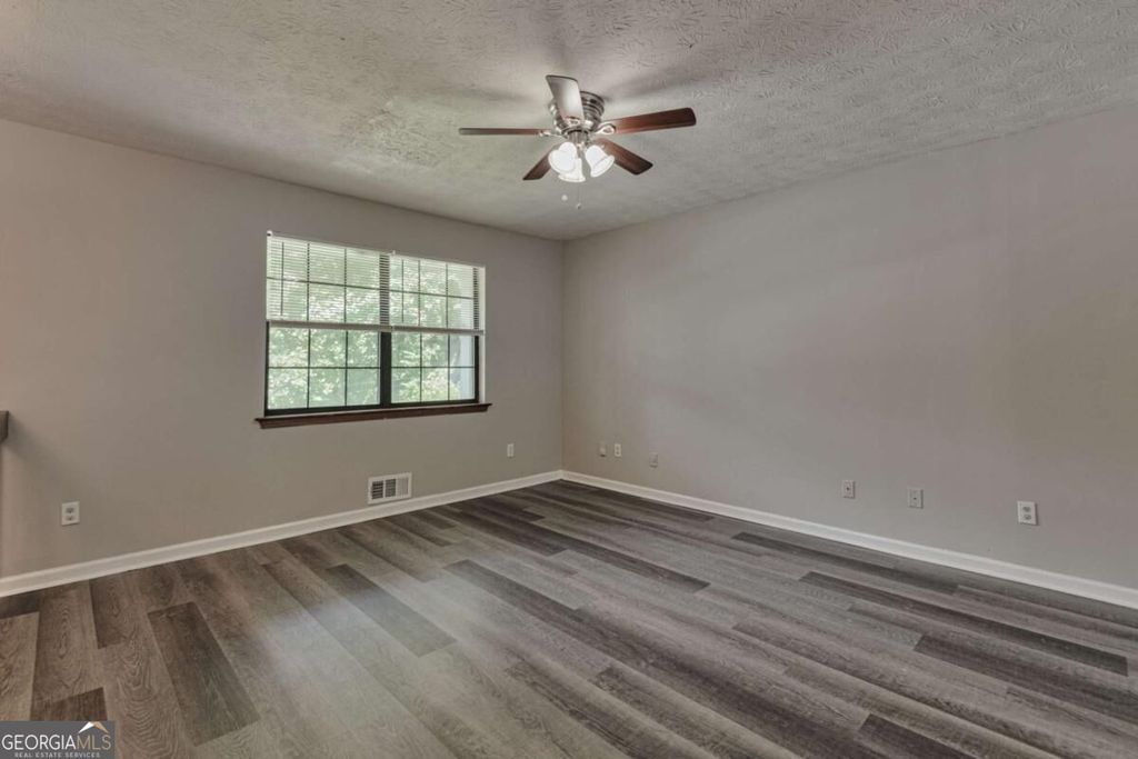 5322 Scarbrough Round, Stone Mountain, GA 30088 — photo 4