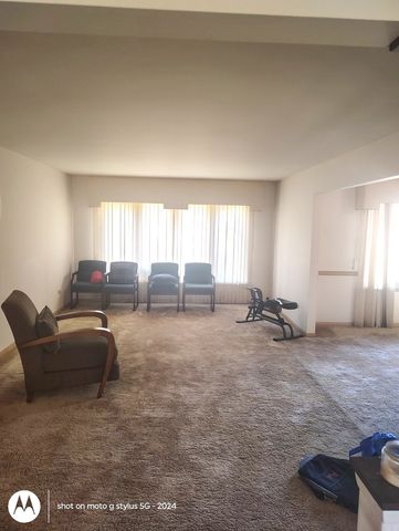 108 Chalet Court, Crete, IL 60417