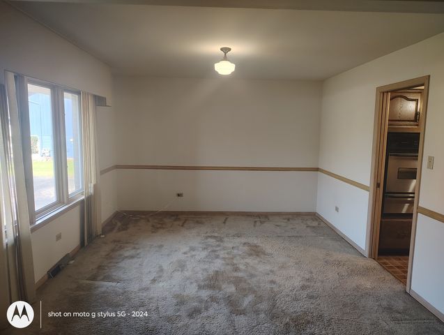 108 Chalet Court, Crete, IL 60417