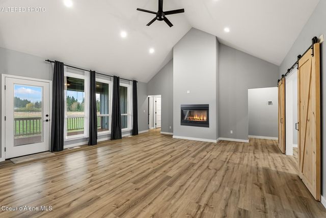 51 Pumphouse Ln, Sagle, ID 83860