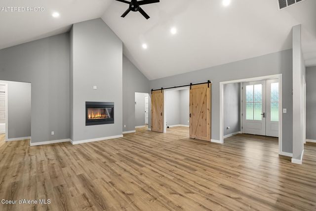 51 Pumphouse Ln, Sagle, ID 83860