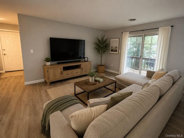 1902 Rosewood Court, Highland Mills, NY 10930