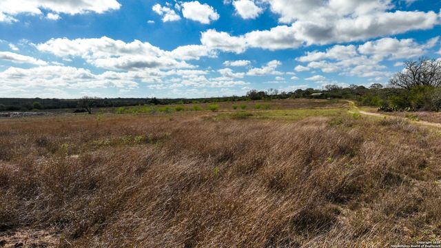 0 Cr 115, Kenedy, TX 78119