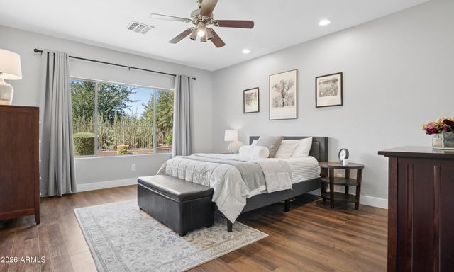5310 W SADDLEHORN Road, Phoenix, AZ 85083