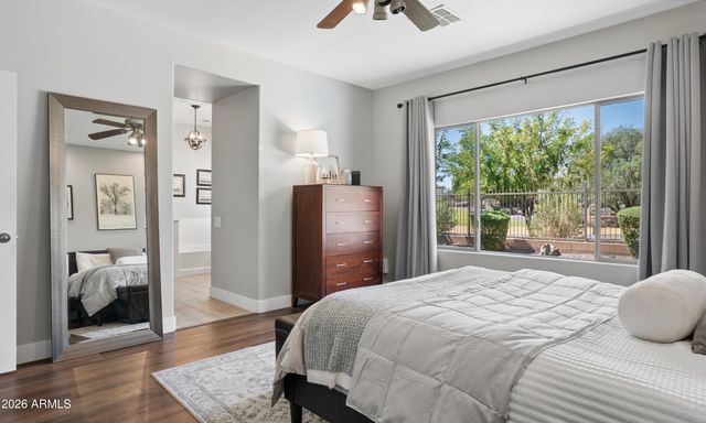 5310 W SADDLEHORN Road, Phoenix, AZ 85083