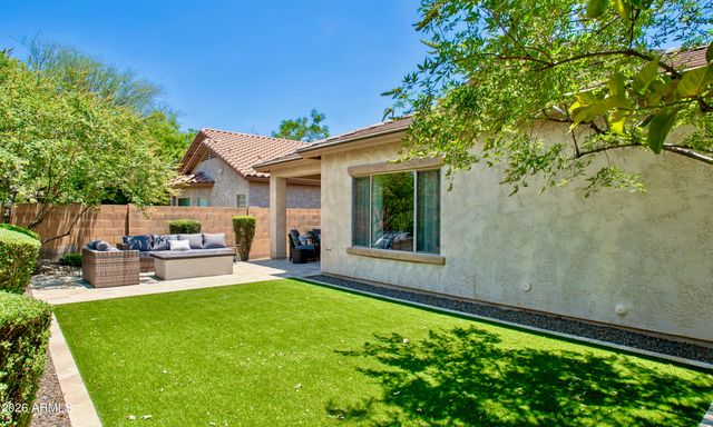5310 W SADDLEHORN Road, Phoenix, AZ 85083