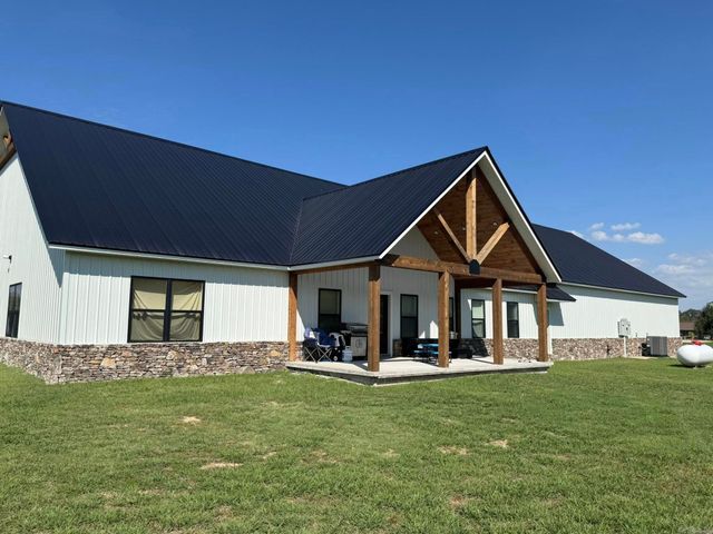 1656 Airport Drive, Mountain View, AR 72560