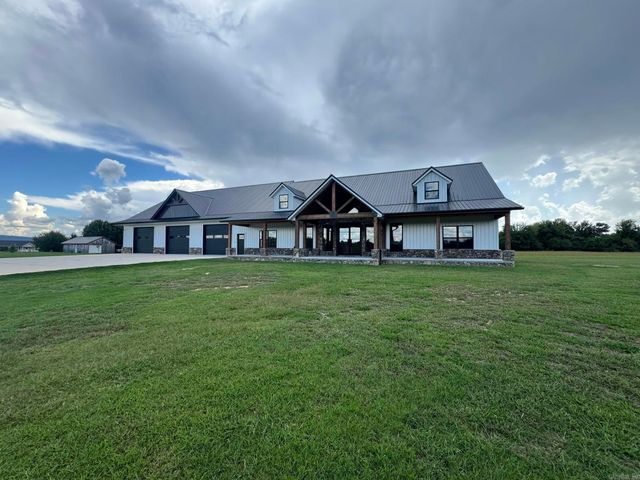 1656 Airport Drive, Mountain View, AR 72560