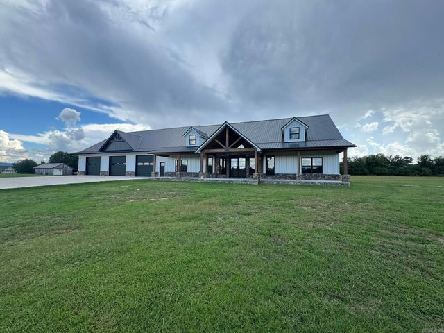 1656 Airport Drive, Mountain View, AR 72560