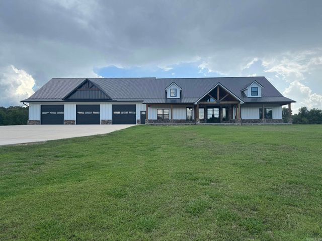 1656 Airport Drive, Mountain View, AR 72560