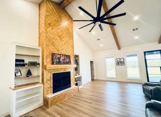 1656 Airport Drive, Mountain View, AR 72560