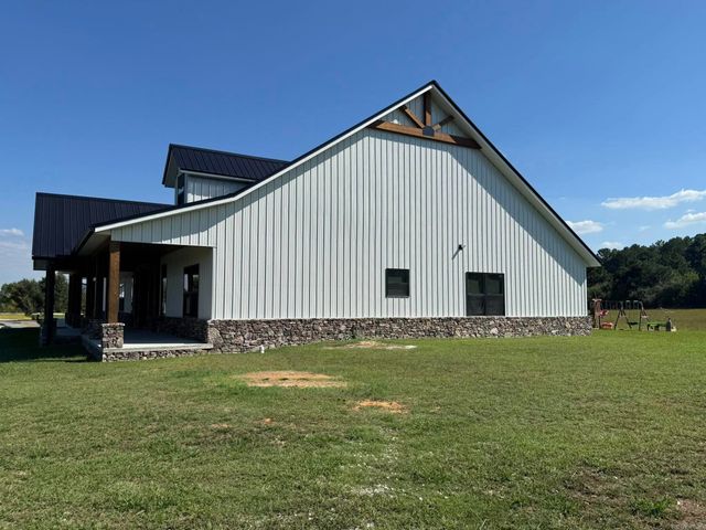 1656 Airport Drive, Mountain View, AR 72560