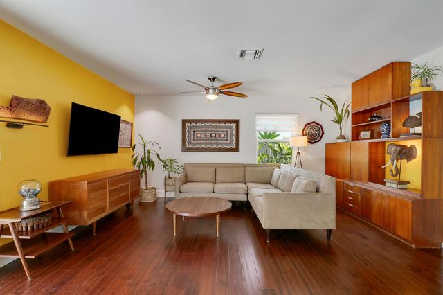 19928 Jasmine Drive, Jupiter, FL 33469