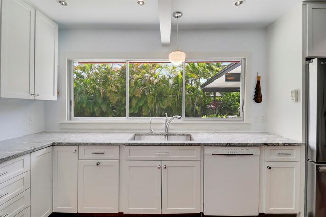 19928 Jasmine Drive, Jupiter, FL 33469