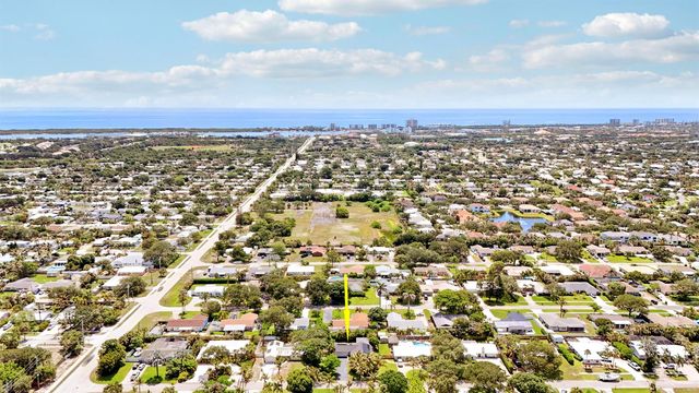 19928 Jasmine Drive, Jupiter, FL 33469