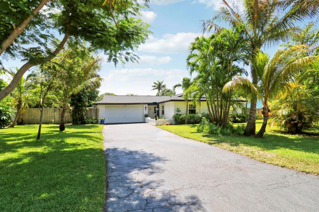 19928 Jasmine Drive, Jupiter, FL 33469