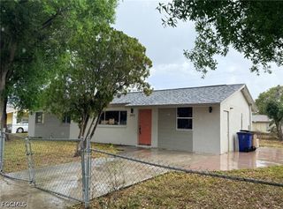 3971 MANASSAS CT, Fort Myers, FL 33905