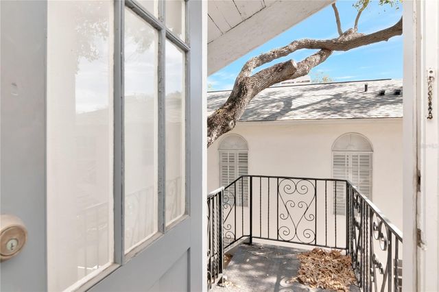 3303 W BARCELONA STREET I, Tampa, FL 33629