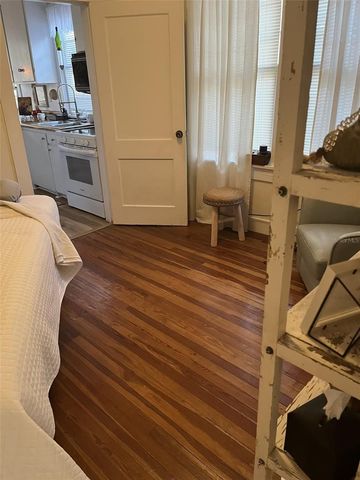 3303 W BARCELONA STREET I, Tampa, FL 33629