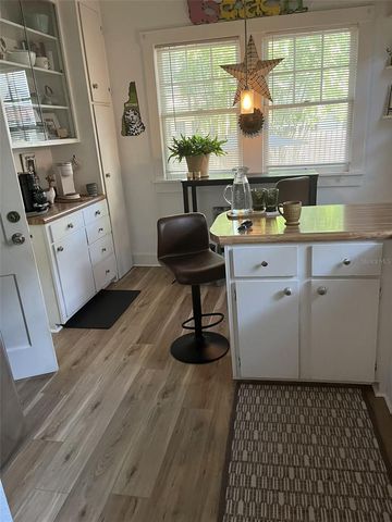 3303 W BARCELONA STREET I, Tampa, FL 33629