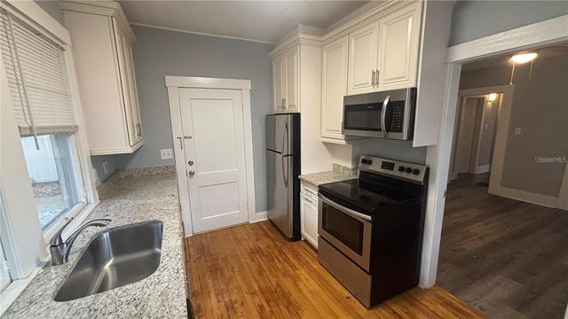 3303 W BARCELONA STREET I, Tampa, FL 33629