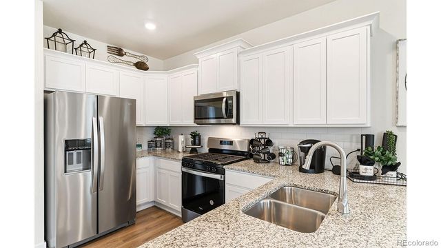 373 N Bersshine Street, Watkins, CO 80137